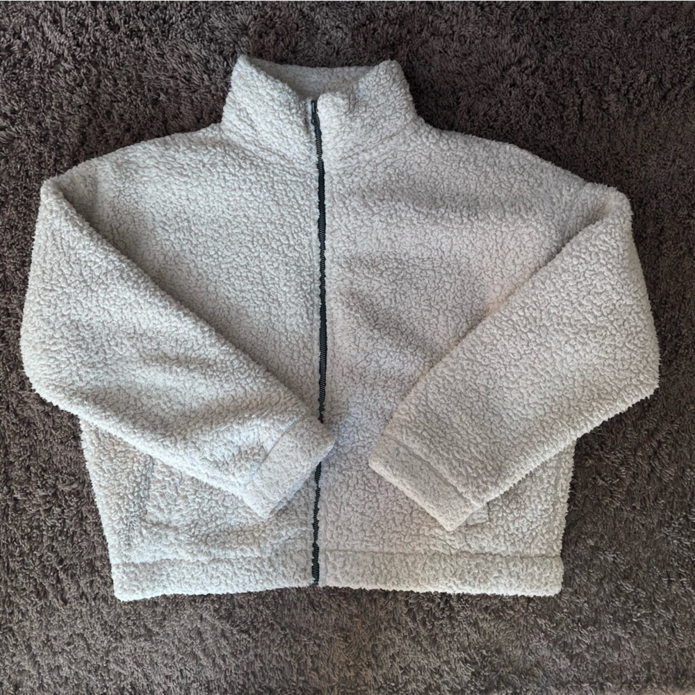 American eagle cropped teddy jacket - W size L
